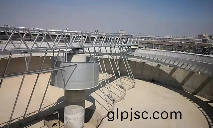 ZQXN型週邊(bian)傳動全橋虹吸式吸泥機(ji)